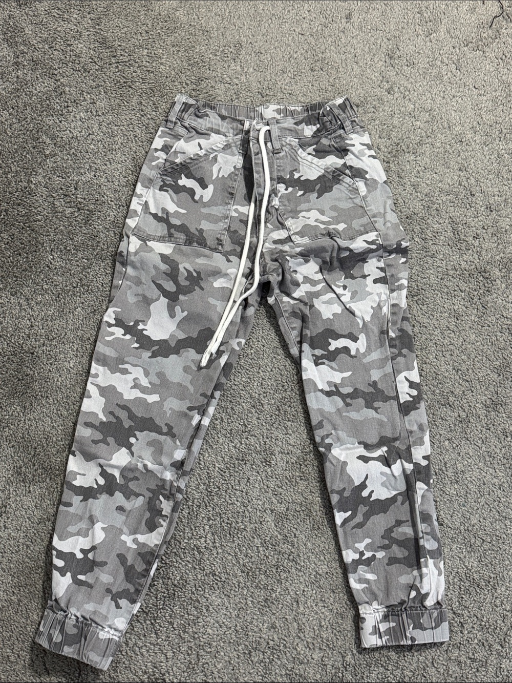 No Boundaries Gray Camo Jogger Pants with Drawstring